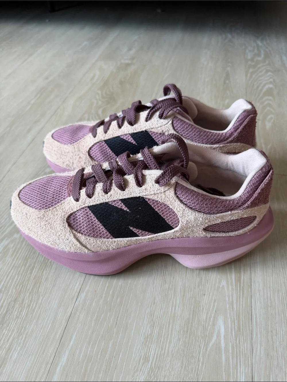 New Balance Women's Sneakers